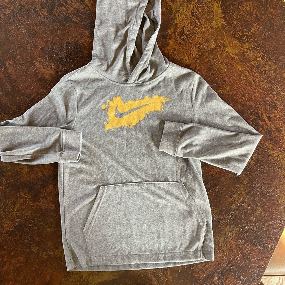 Kids Nike T-shirt Hoodie Medium